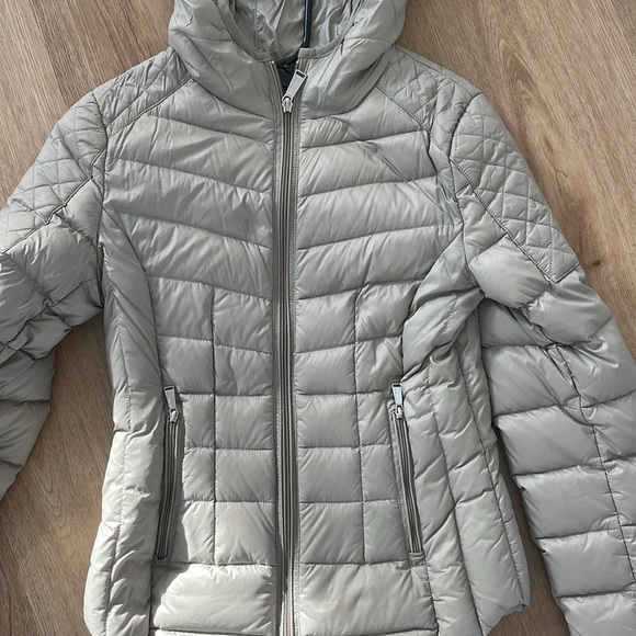 bcbgeneration ultra lightweight packable down jacket - Picture 1 of 6